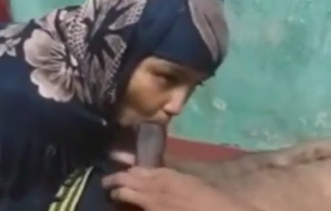 Bangladeshi Hijab Girl Blowjob Bangladeshi Hijab Girl Blowjob